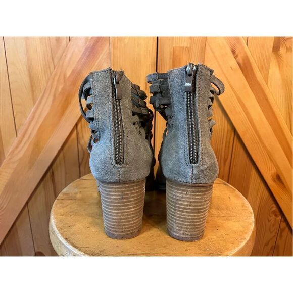Torrid Gray Suede Ankle Boots Woven Size 8.5 - Picture 4 of 7